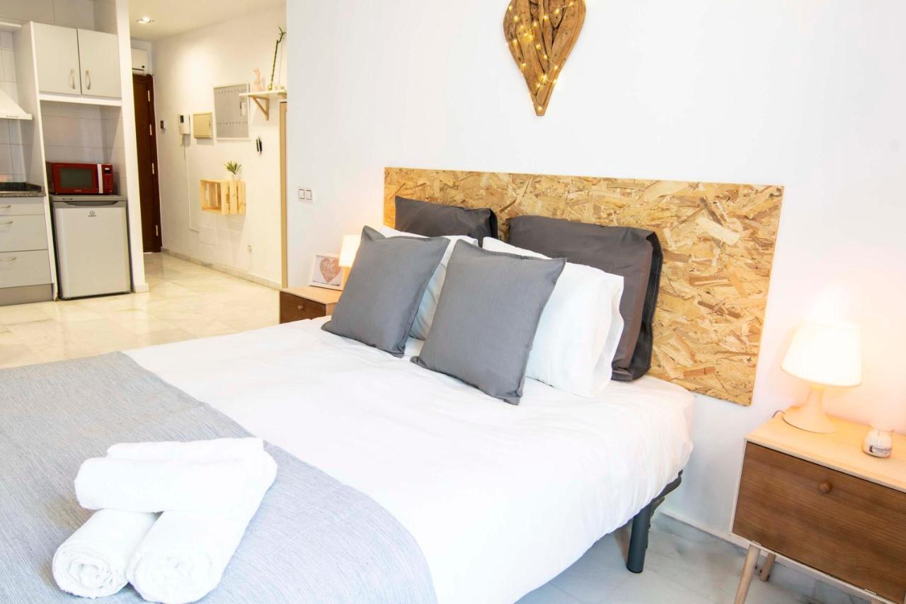 P&P Apartaments Pena Malaga Ngoại thất bức ảnh
