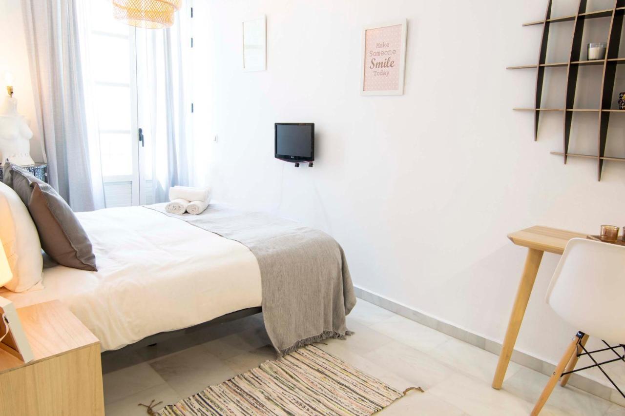 P&P Apartaments Pena Malaga Ngoại thất bức ảnh